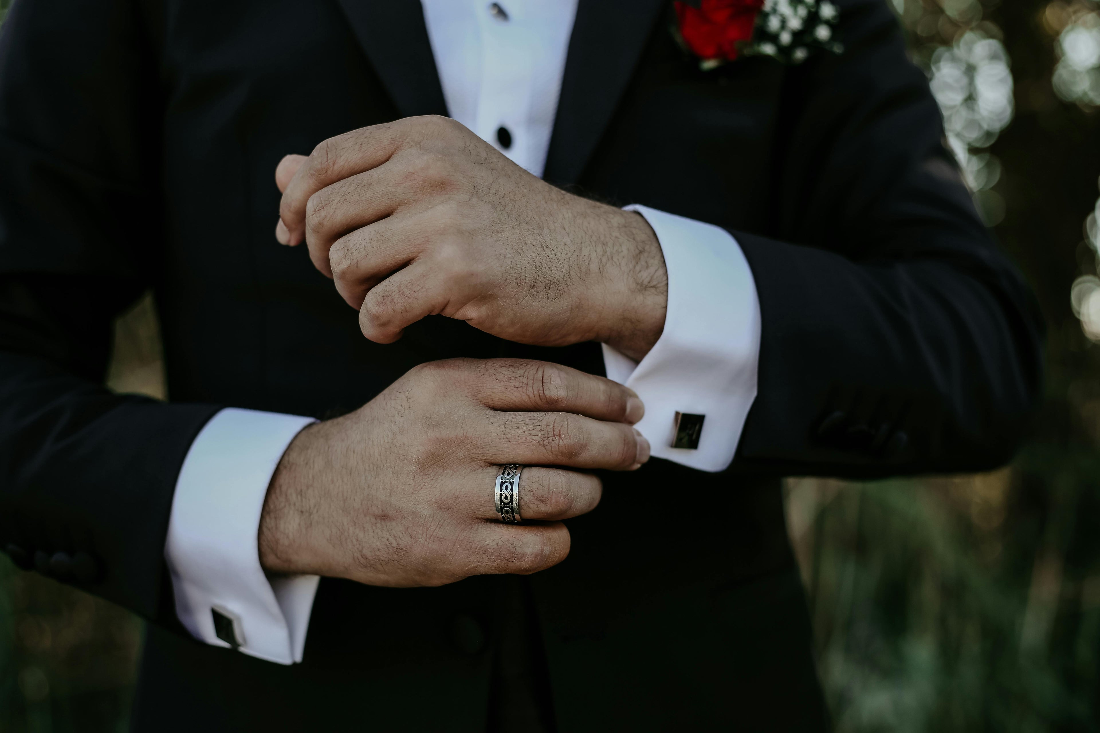 CUFFLINKS