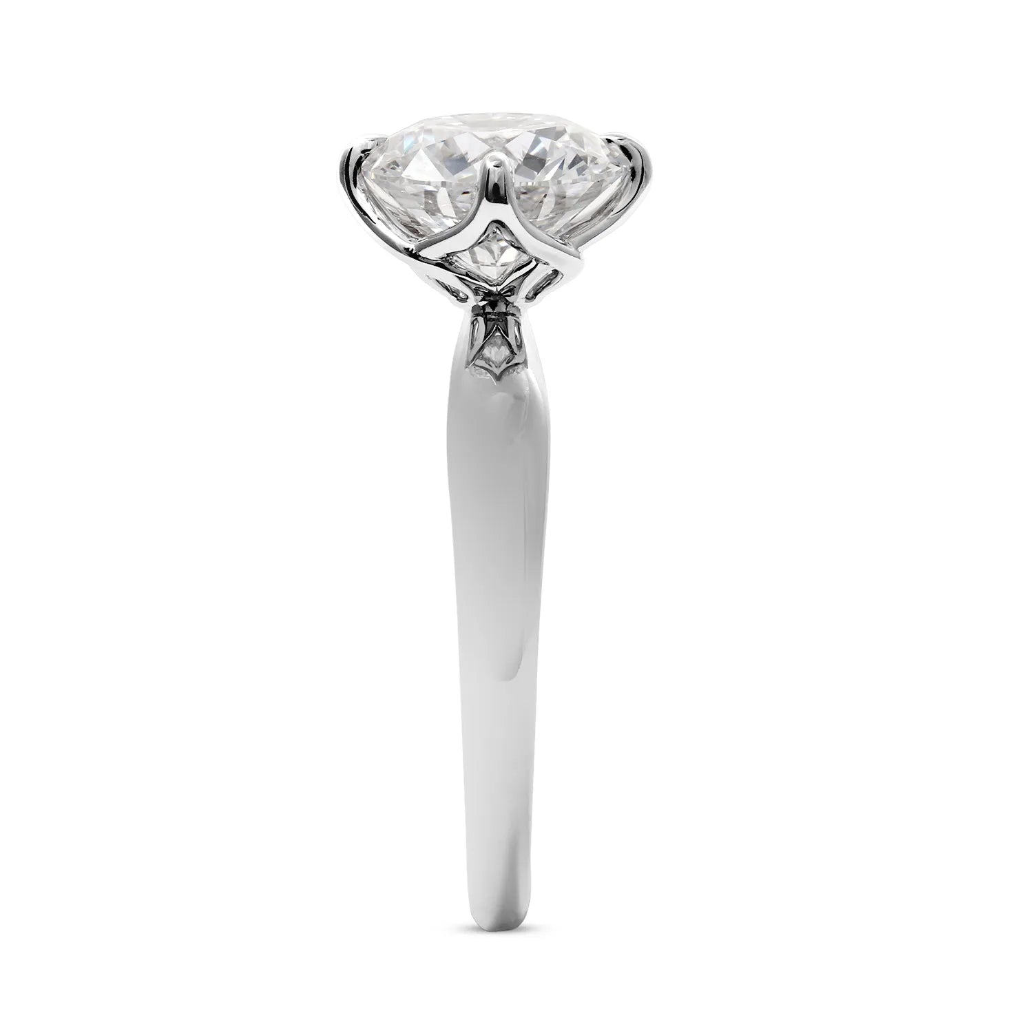 18W Round Brilliant Clarity Signature Solitaire D VS2 LG