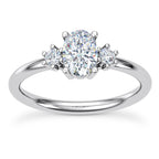 14 Karat Gold Oval Three Stone Ring