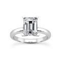 Solitaire diamant taille émeraude en or 14 carats
