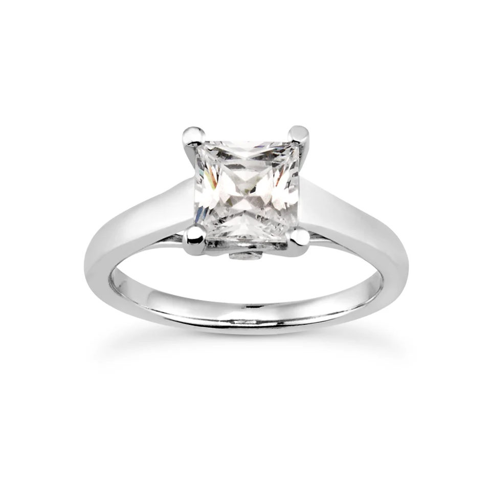 Solitaire diamant taille émeraude en or 14 carats