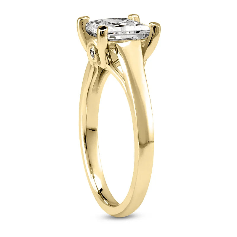 Solitaire diamant taille émeraude en or 14 carats