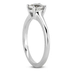 Solitaire diamant taille émeraude en or 14 carats