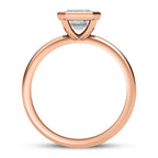 Solitaire diamant taille émeraude en or 14 carats