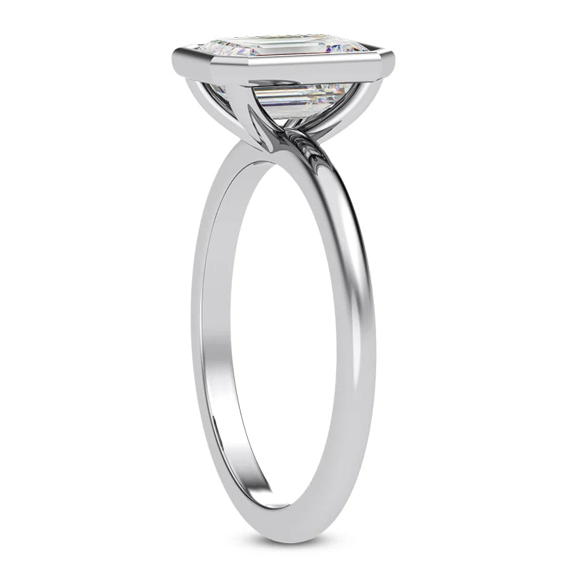Solitaire diamant taille émeraude en or 14 carats