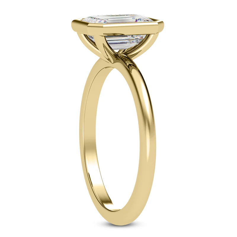 Solitaire diamant taille émeraude en or 14 carats
