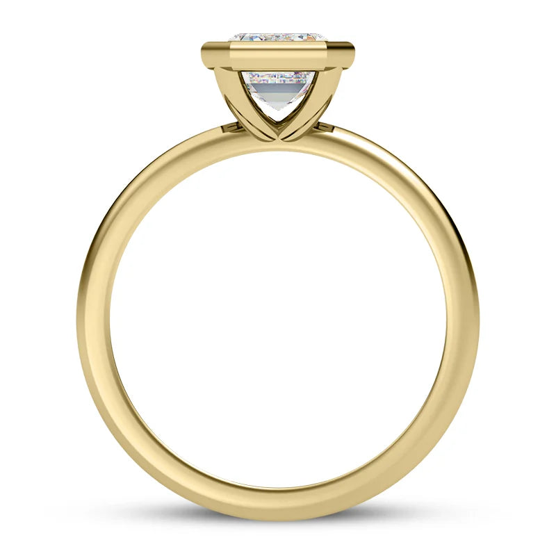 Solitaire diamant taille émeraude en or 14 carats