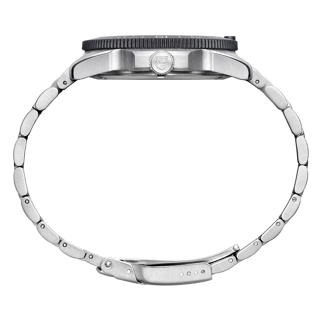 Pacific Diver, 44MM - 3122