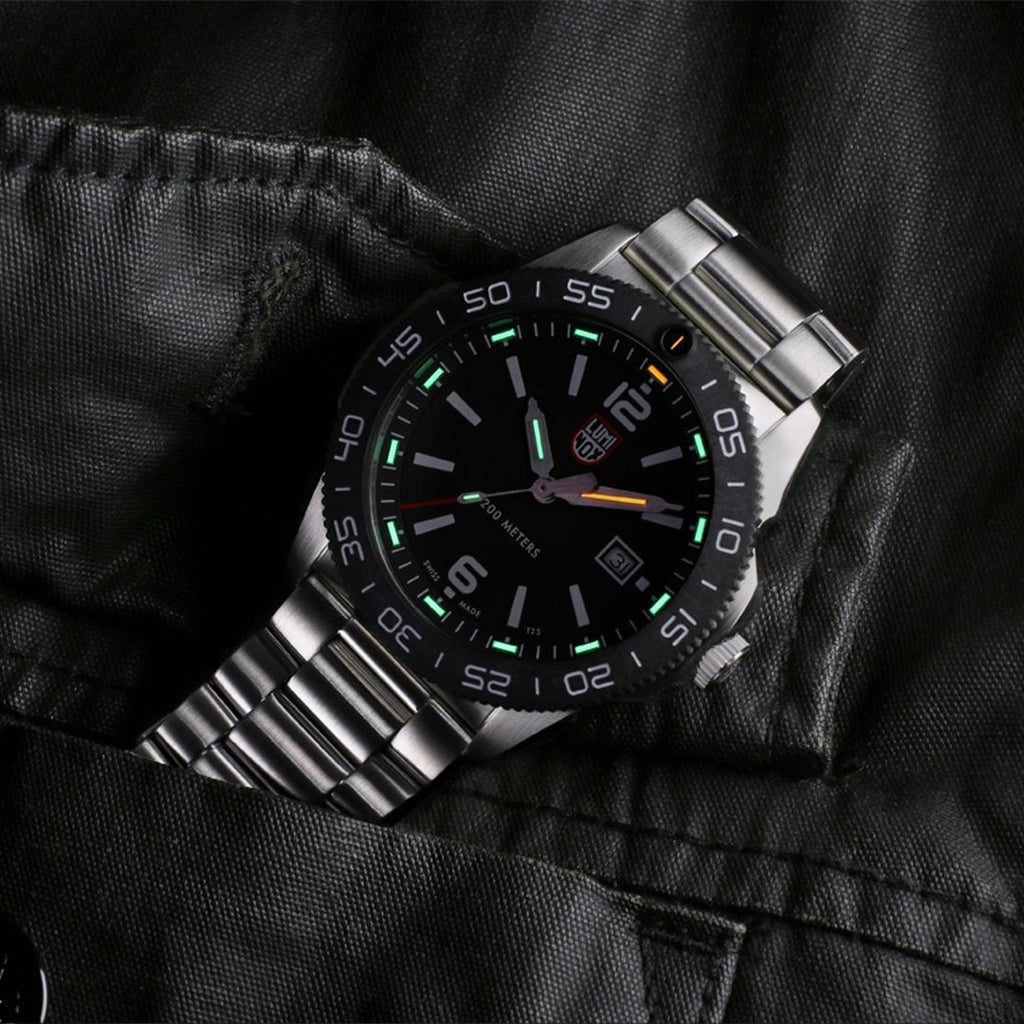 Pacific Diver, 44MM - 3122