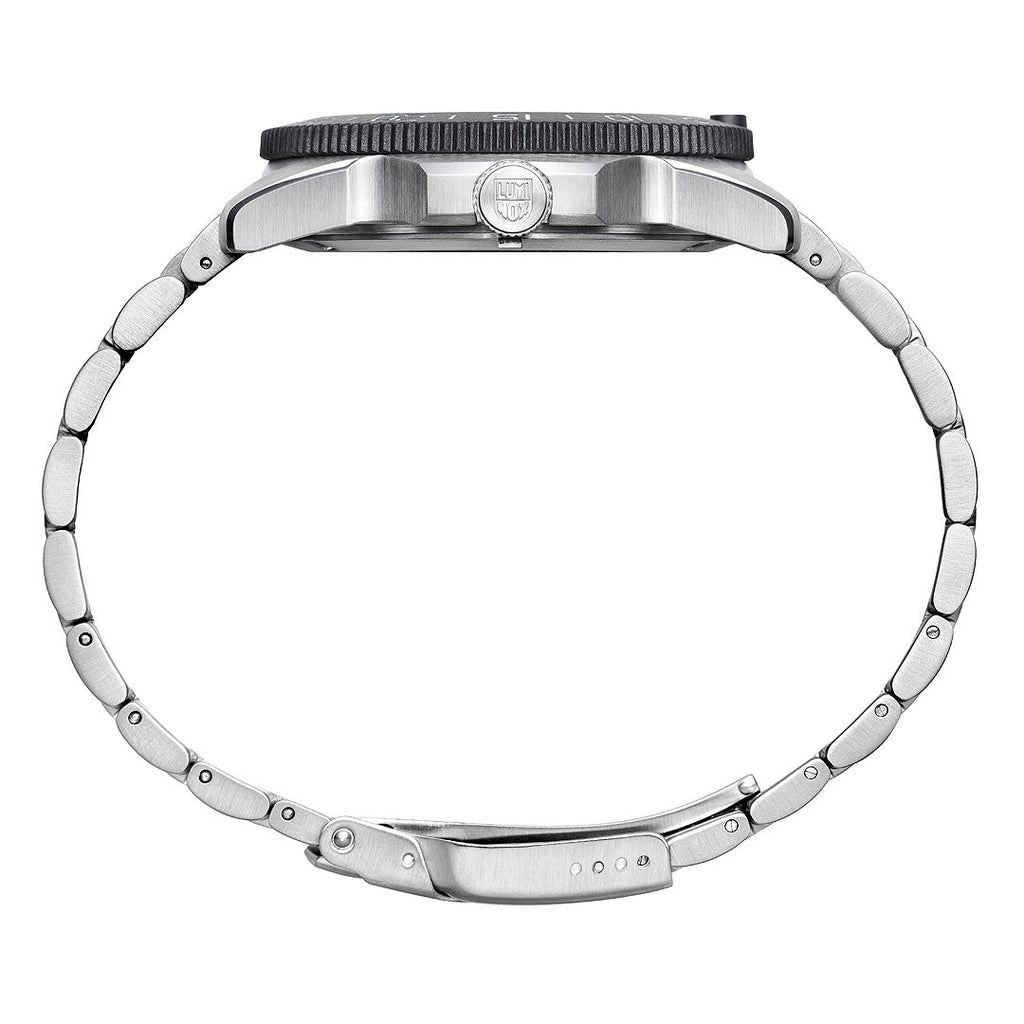 Pacific Diver, 44MM - 3123