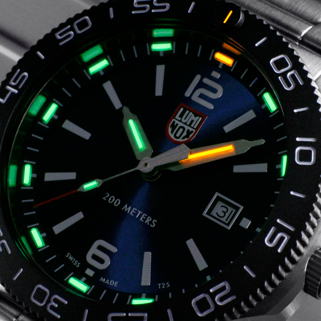 Pacific Diver, 44MM - 3123