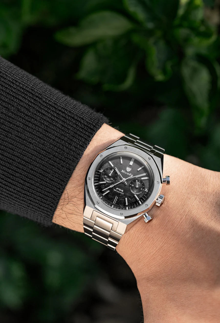 F77 SST Mecaquartz Chronograph, Carbon