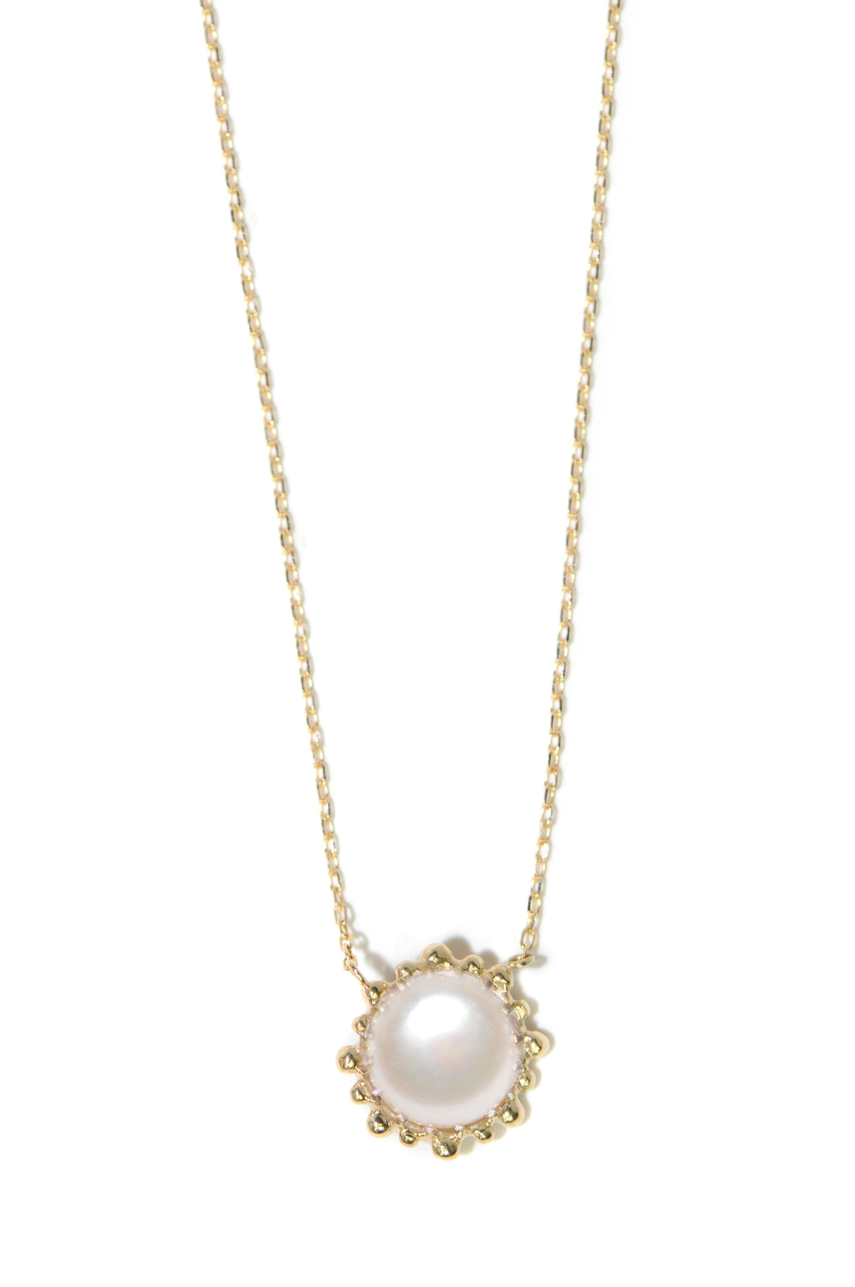 Pearl & 14 karat Yellow Gold Dew Drop Mini Round Necklace | Atelier Lou