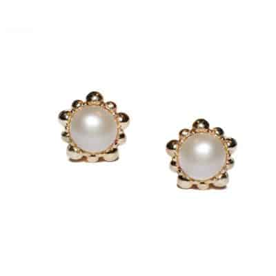 Dew Drop Pearl Studs