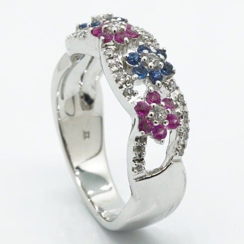 18 Karat White Gold Floral Diamond and Sapphire Ring